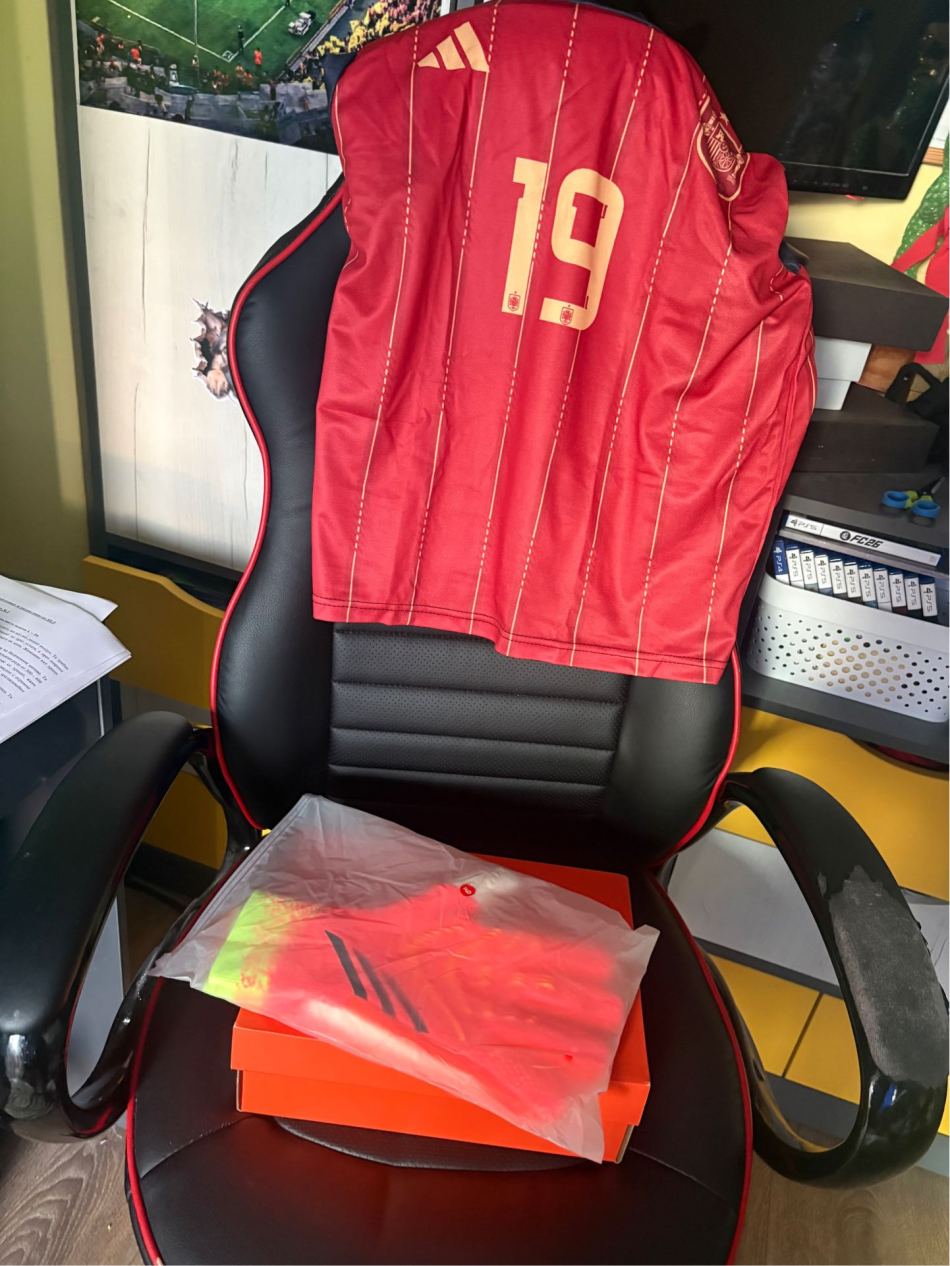 https://img1.superbuy.com/images/consult/2026/07/22/1a5f9490cb884c09e7621ae9c24a3483.jpg?x-oss-process=image/resize,w_950