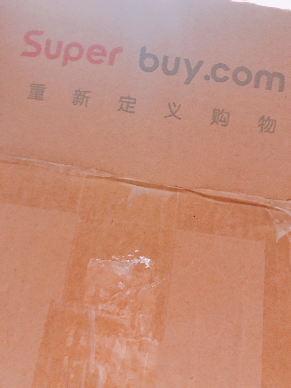 https://img1.superbuy.com/images/package/2017/11/20/1053666cfd6ccbc9e2002232a1f5ddbd49a6bd9.jpg?x-oss-process=image/resize,w_950