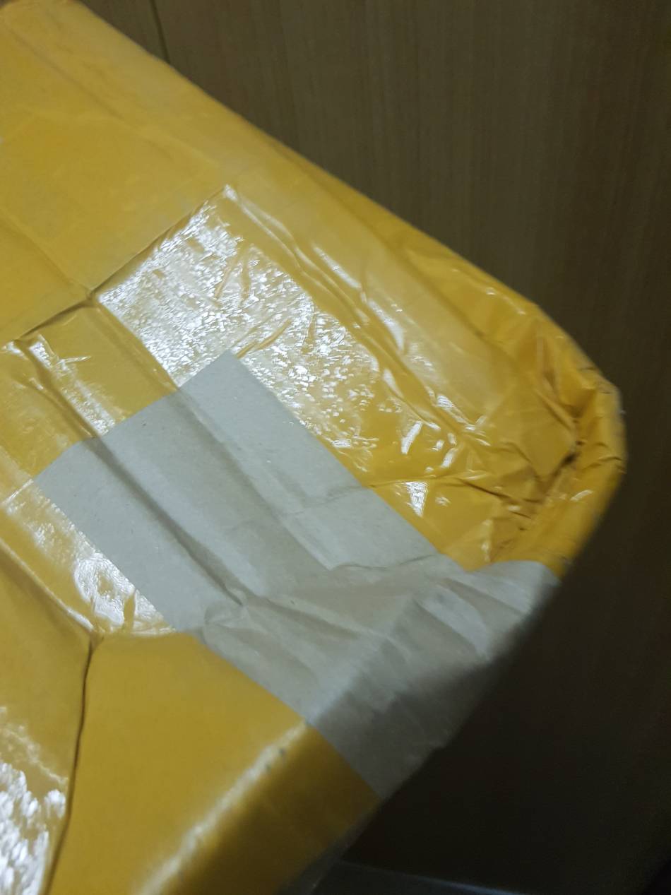 https://img1.superbuy.com/images/package/2018/03/27/53619832b1885c067998f1817ef6525eeab291.jpg?x-oss-process=image/resize,w_950