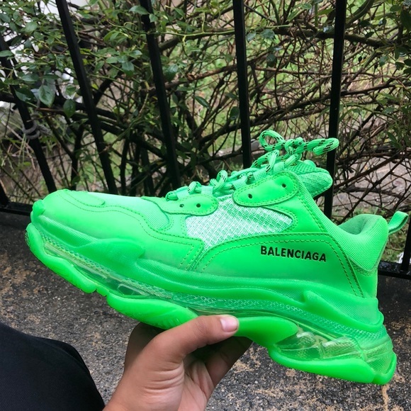 https://img1.superbuy.com/images/package/2020/01/29/1545040e426d87b63eb1665a9ff3cd0b4b8b507.jpg?x-oss-process=image/resize,w_950