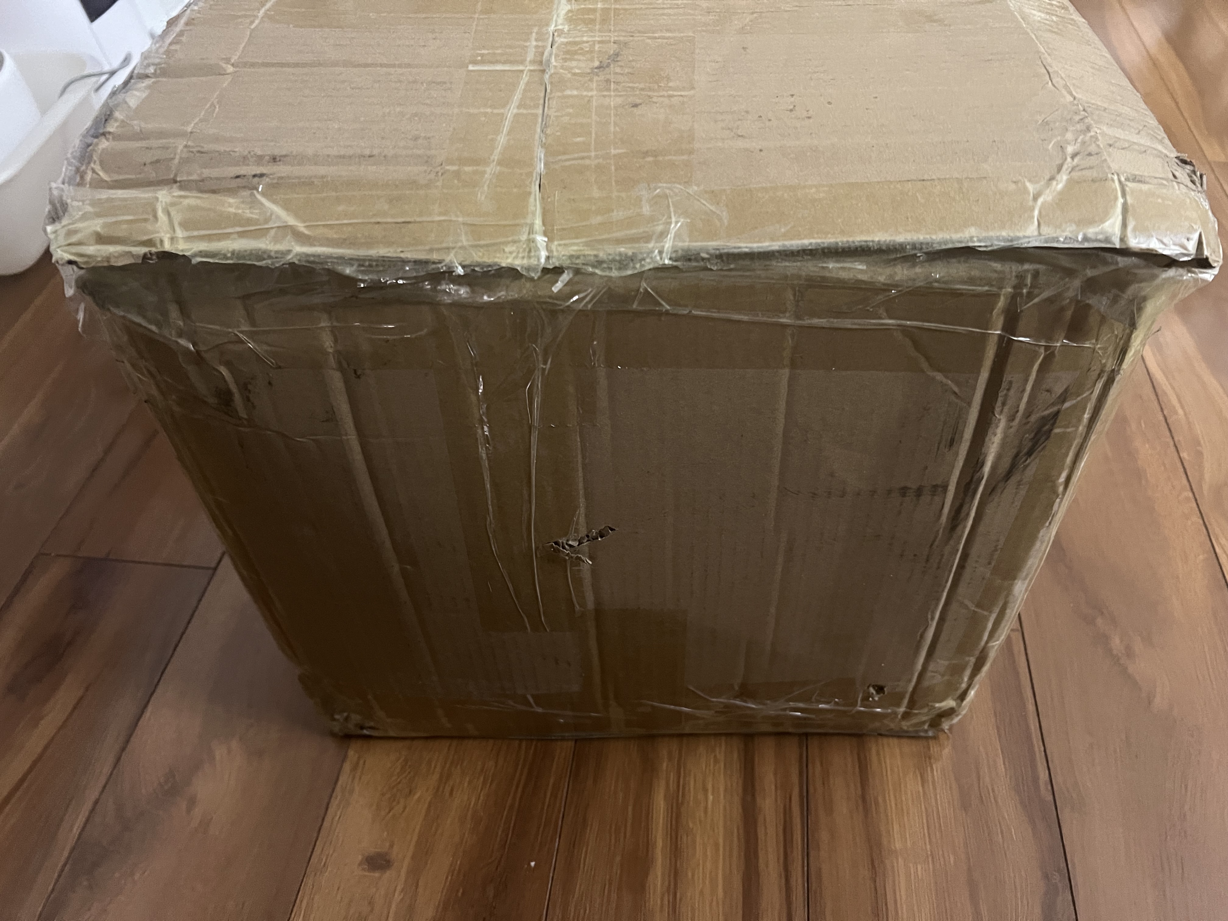https://img1.superbuy.com/images/package/2025/01/15/32947820cdc304808184883579bef6c8115d83.jpeg
