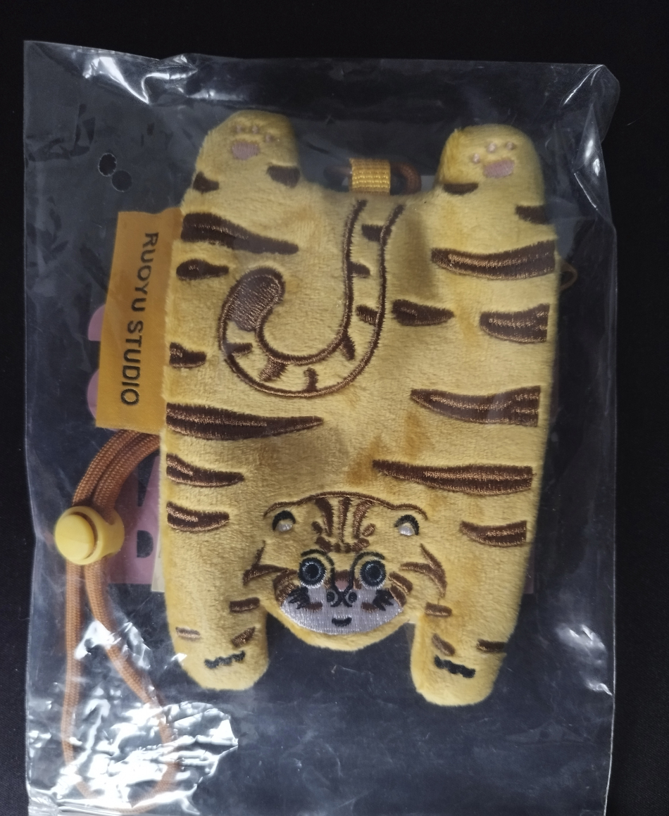 https://img1.superbuy.com/images/package/2026/01/24/1998721e776242719db9dfa797b32be4699e35c.jpg?x-oss-process=image/resize,w_950